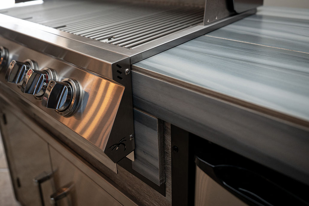 Elite 6' BBQ Island With Built In BBQ Grill Drift Wood Look Siding 30 Inch Doors - Thumbnail 3