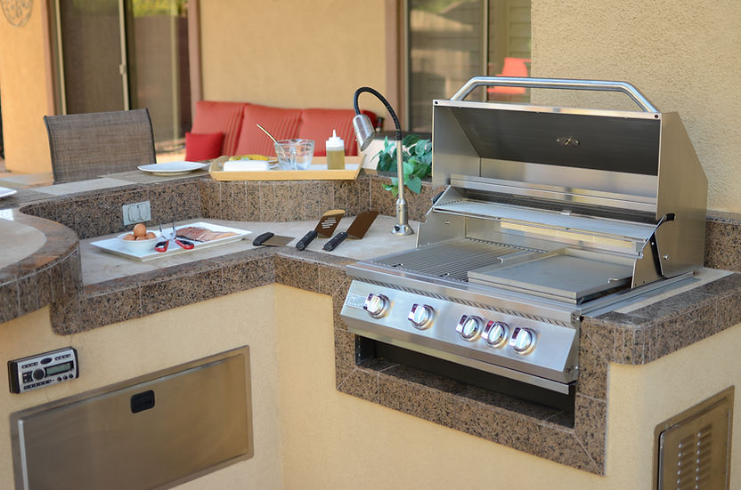 Kokomo 32” Built in Gas Grill (4 Burner/Back Burner) - Thumbnail 5