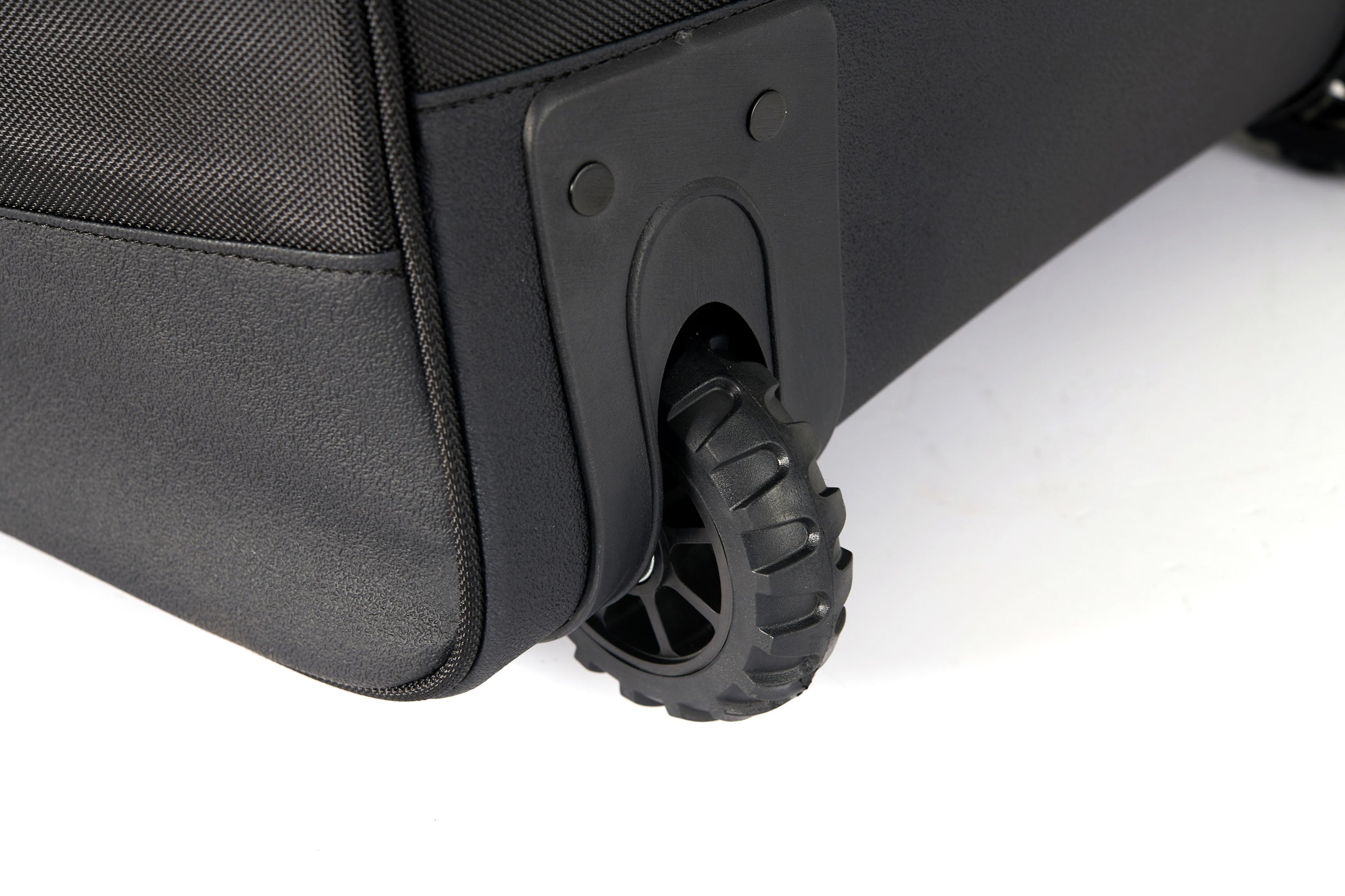 Backyard Lifestyles Luggage Bag - Thumbnail 3