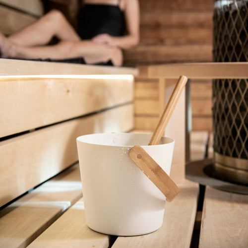 Rento Curved Handle Sauna Bucket