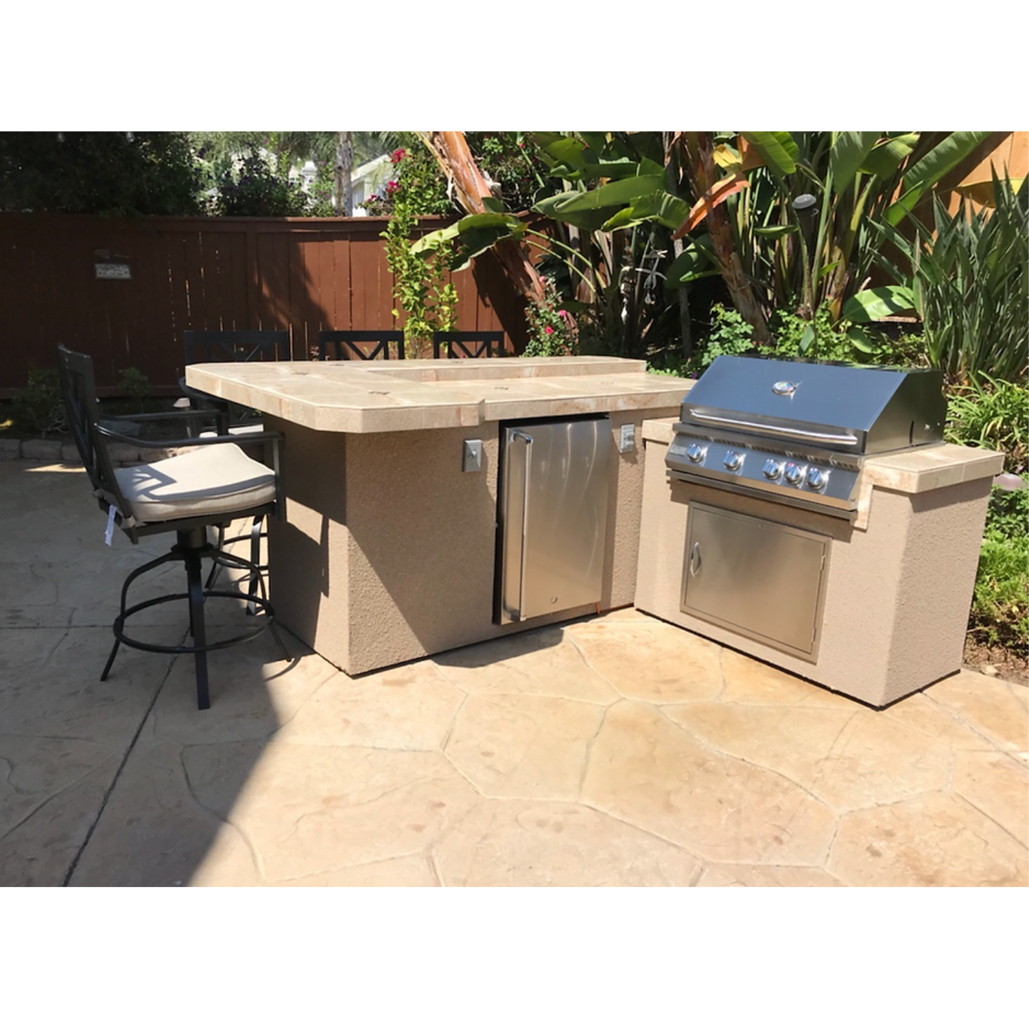 L-Shape BBQ Island With Bar Seating and 4 Burner Built-in BBQ Grill - Thumbnail 2