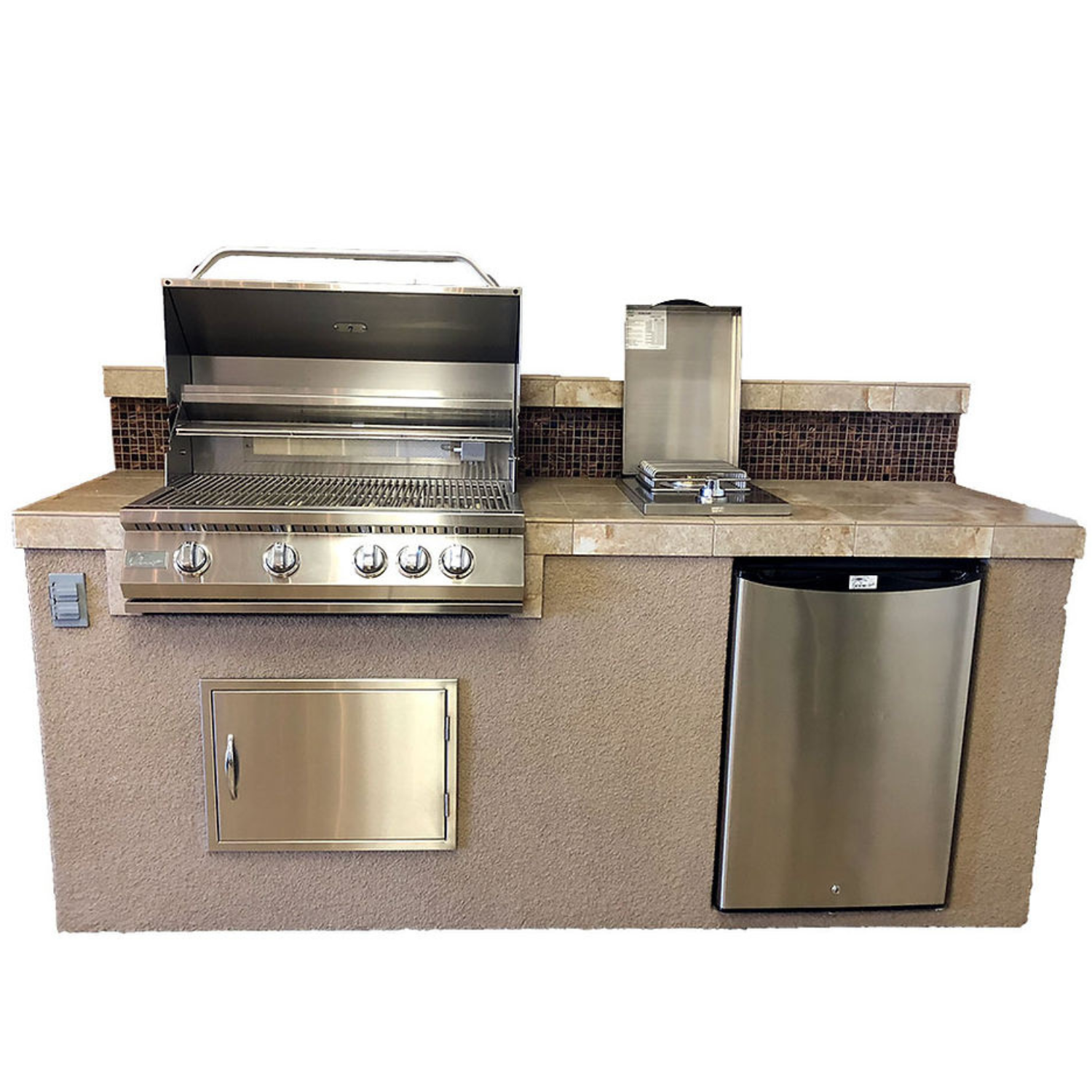 Bali 7'6" Island with Backsplash and Built In BBQ Grill